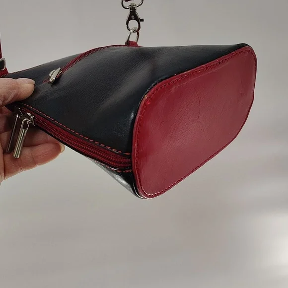 Vera Pelle Black Red Crossbody Bag 7" X 6.5" X 3 - Picture 4 of 10